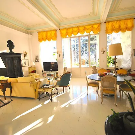Le Palais Beausejour 3 Bedrooms Appartement *